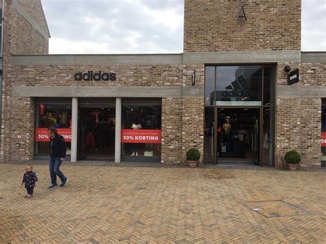 telefoonnummer adidas rosada|Adidas designer outlet store .